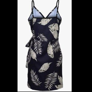 WOMEN'S V NECK SLEEVELESS FLORAL SPAGHETTI STRAP LACE UP DRESS